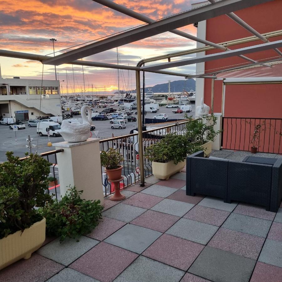 Albergo Stella Di Mare 拉瓦尼亚 外观 照片