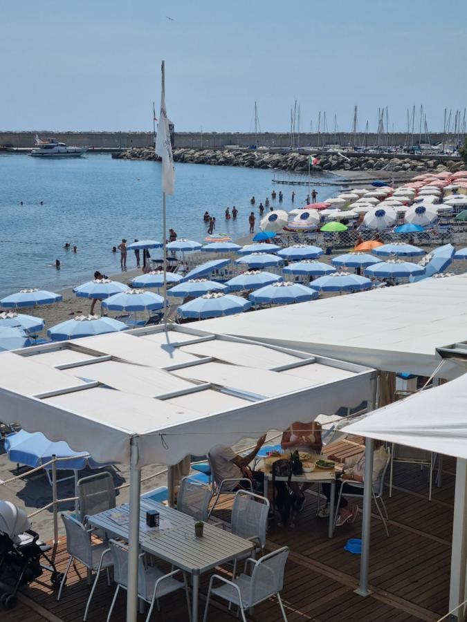 Albergo Stella Di Mare 拉瓦尼亚 外观 照片